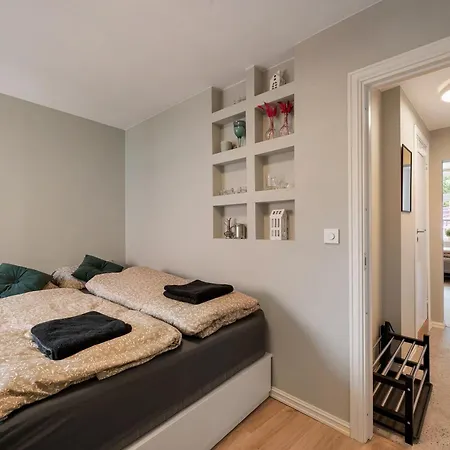 In Heart Of Apartment *